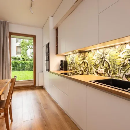 Flatbook - Seaside Nadmorski Dwor 21 *